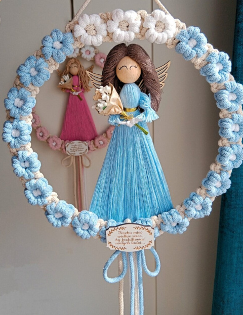 Anioł w wianku dla nauczyciela-błękit